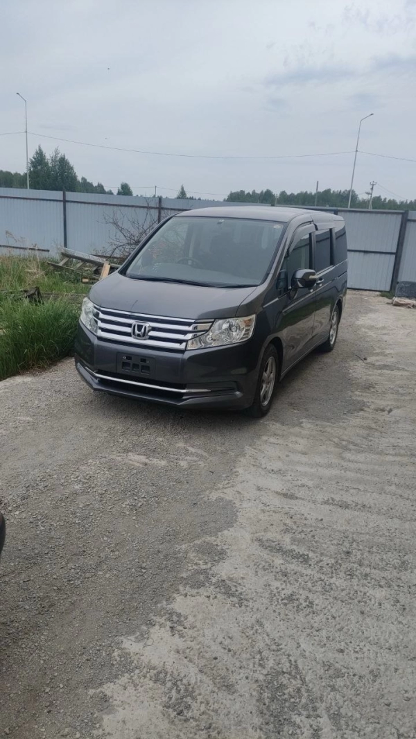 HONDA STEPWAGON 2012 год, аукцион 4 балла, пробег 102000 км